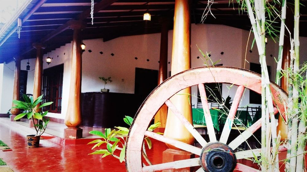 Saubagya Inn Tourist Guesthouse -1 estrellas en Anuradhapura