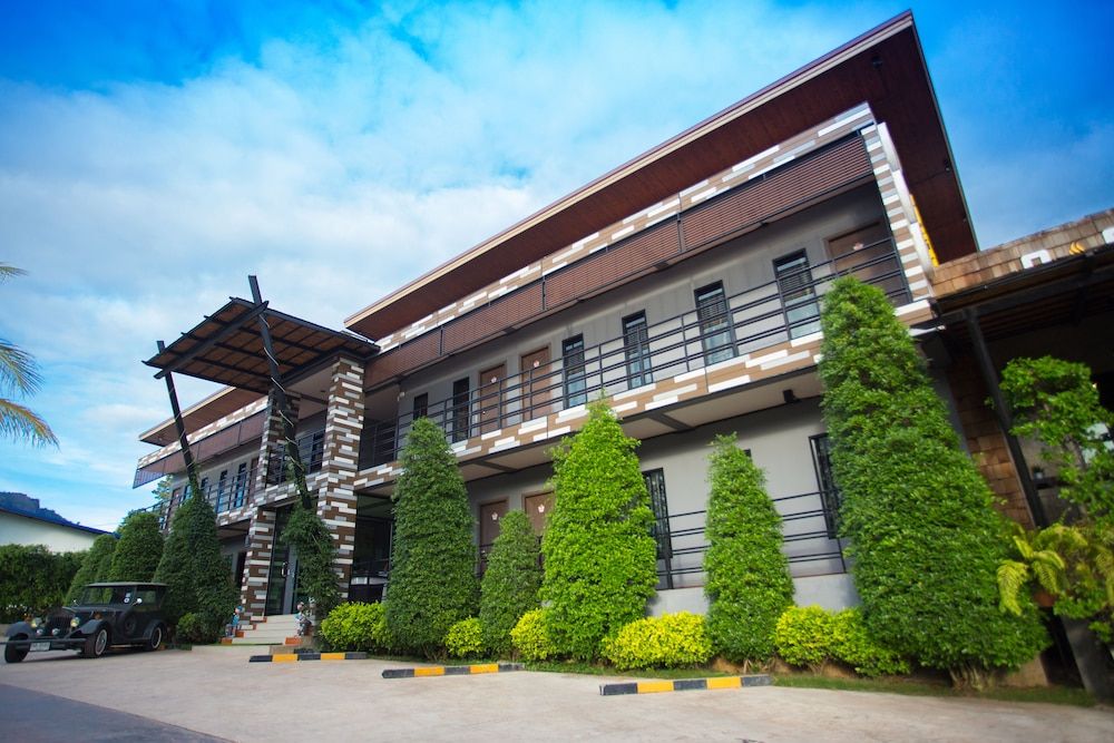 The Prince Hotel 2 estrellas en Khao Kho