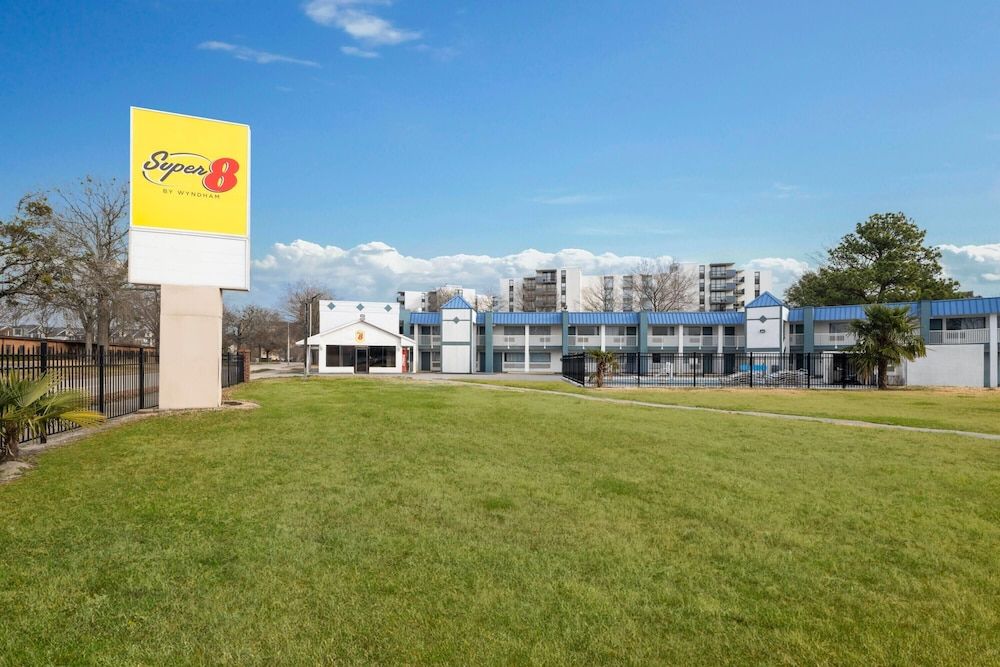 Super 8 by Wyndham Portsmouth - Norfolk 2 estrelas em Portsmouth