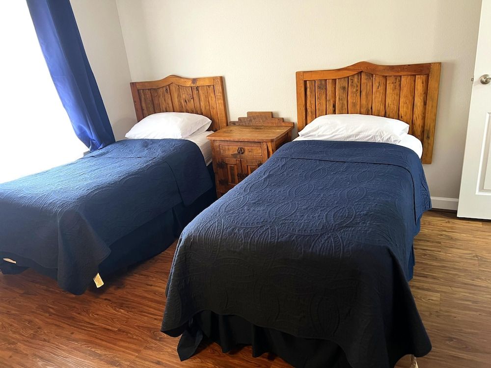 The Shores at Lake Travis 2