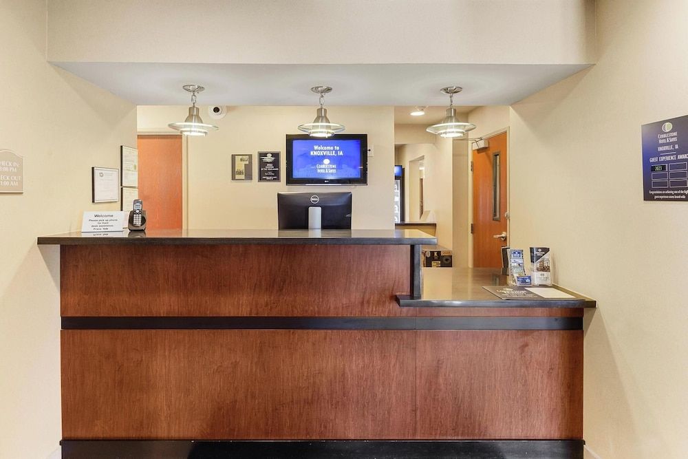 Cobblestone Hotel & Suites - Knoxville 3