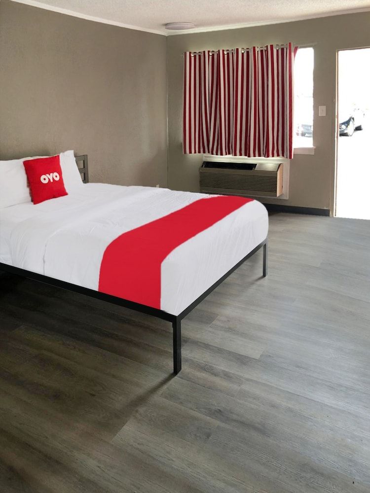 OYO Hotel Petersburg VA I-95 & E Washington St 2 étoiles à Petersburg