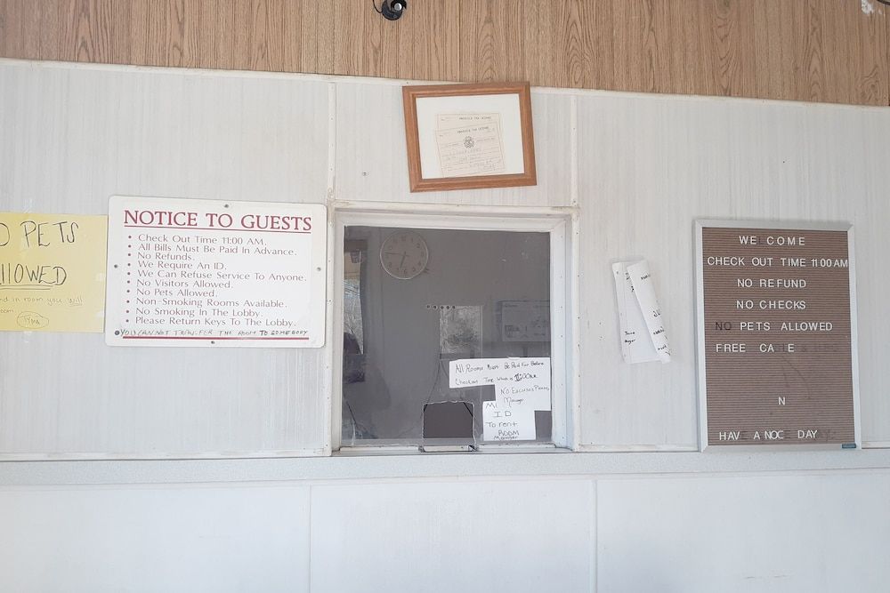 OYO Hotel Durant MS Bowling Green Rd 3