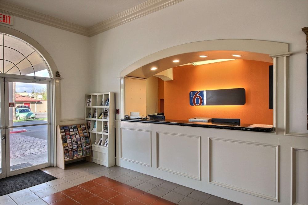 Motel 6 Edinburg, TX 3