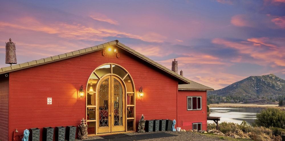 Quiet Mind Mountain Retreat 2