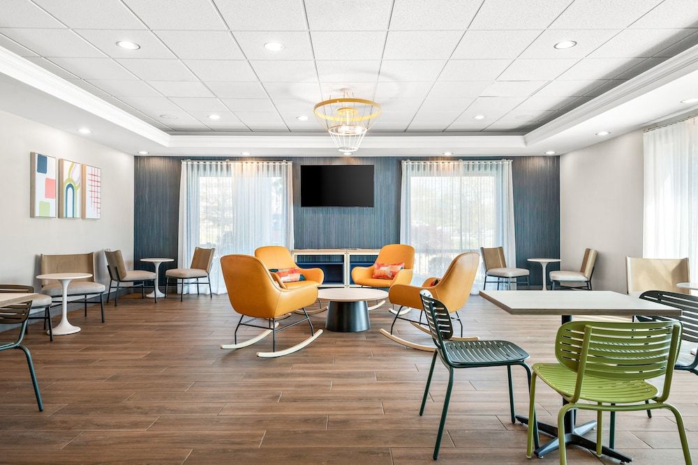 Spark by Hilton Hummelstown Hershey 2