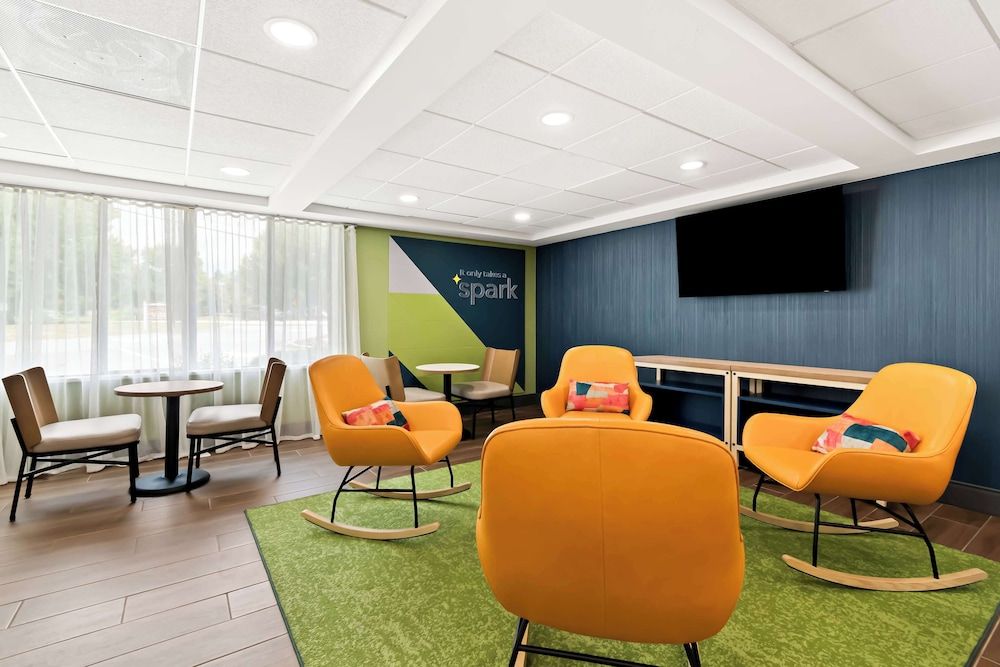 Spark by Hilton Hummelstown Hershey 3