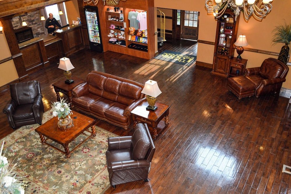 The Lodge at Flat Rock 2