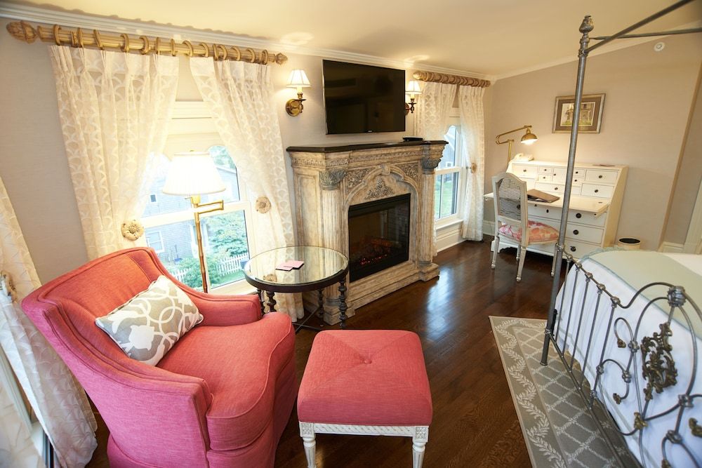 Saybrook Point Resort & Marina 3