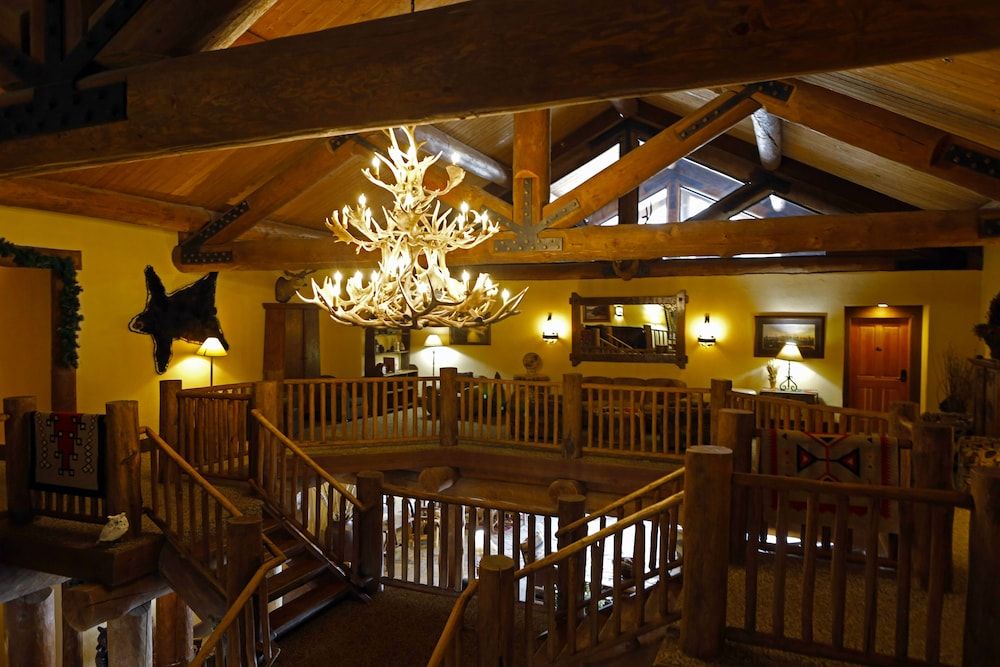 Daniels Summit Lodge 2