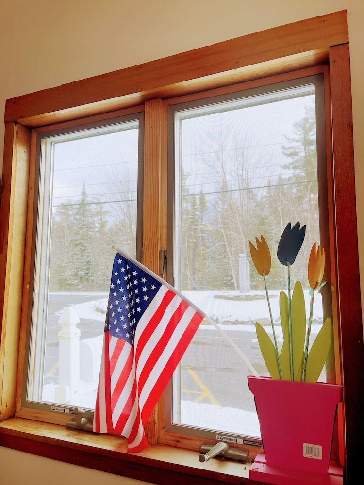 Stonybrook Motel & Lodge 3