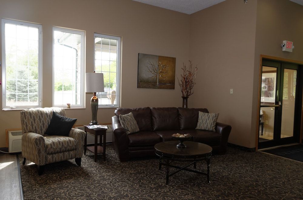 Cobblestone Inn & Suites - Denison Majestic Hills 2