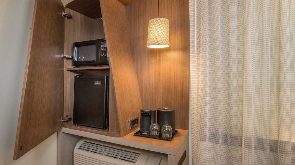 Courtyard by Marriott LaGrange 3