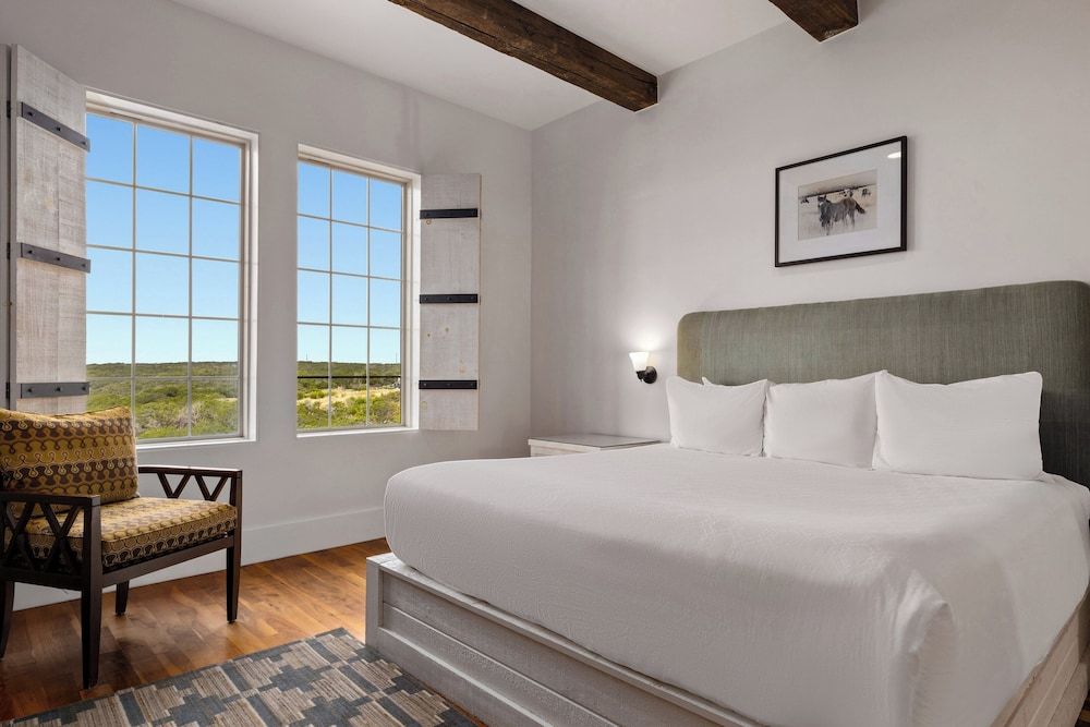 WorldMark Hunt - Stablewood Springs Resort 3