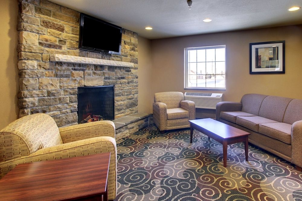 Cobblestone Inn & Suites - Rugby 2