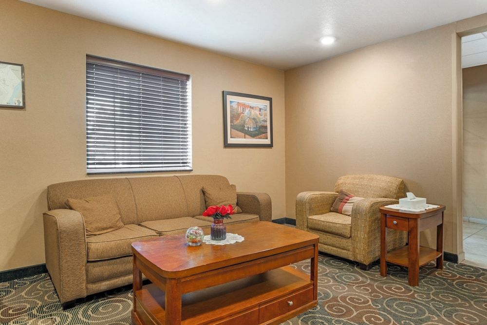 Red Roof Inn Charlestown 3