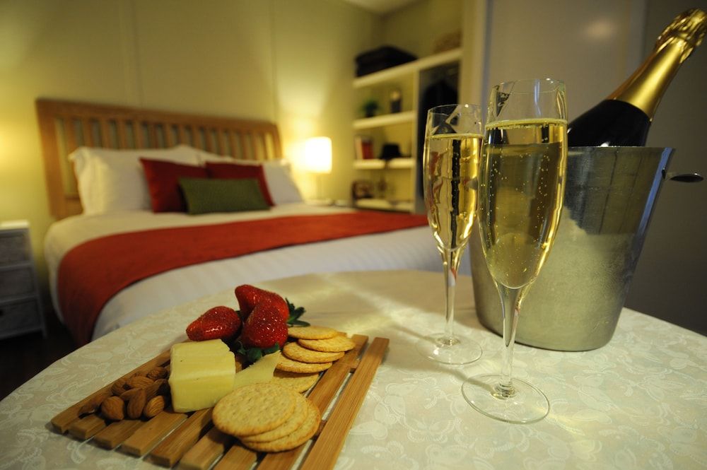 Gisborne Peak Winery Cottages 2