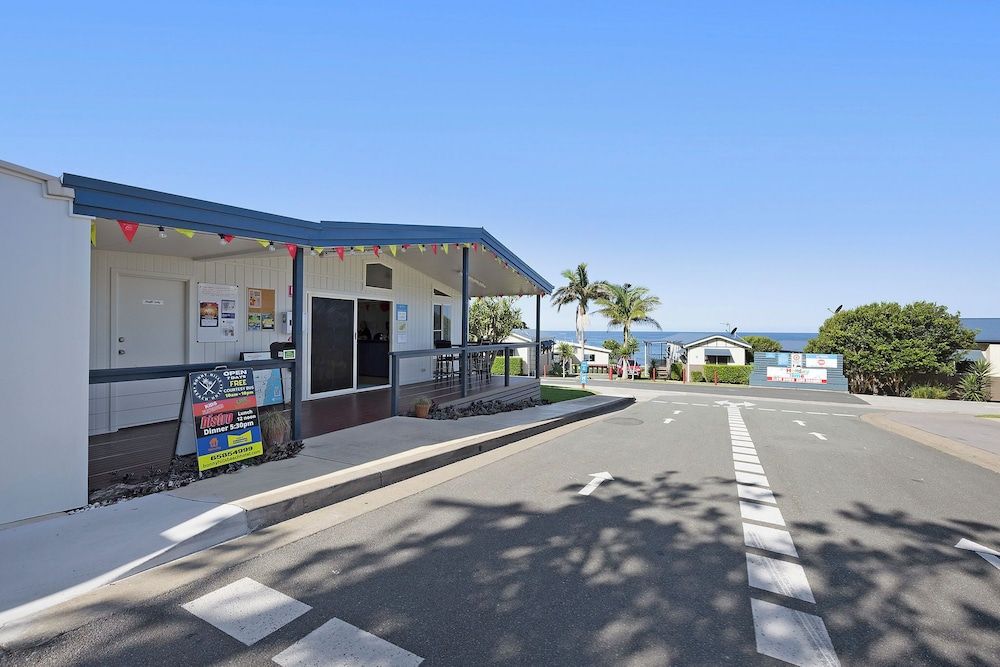 Reflections Bonny Hills - Holiday Park 2