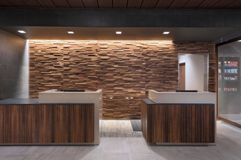 Courtyard by Marriott Jackson Madison 3