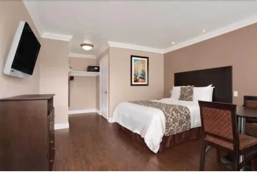 Lotus of Lompoc - A Great Hospitality Inn 3