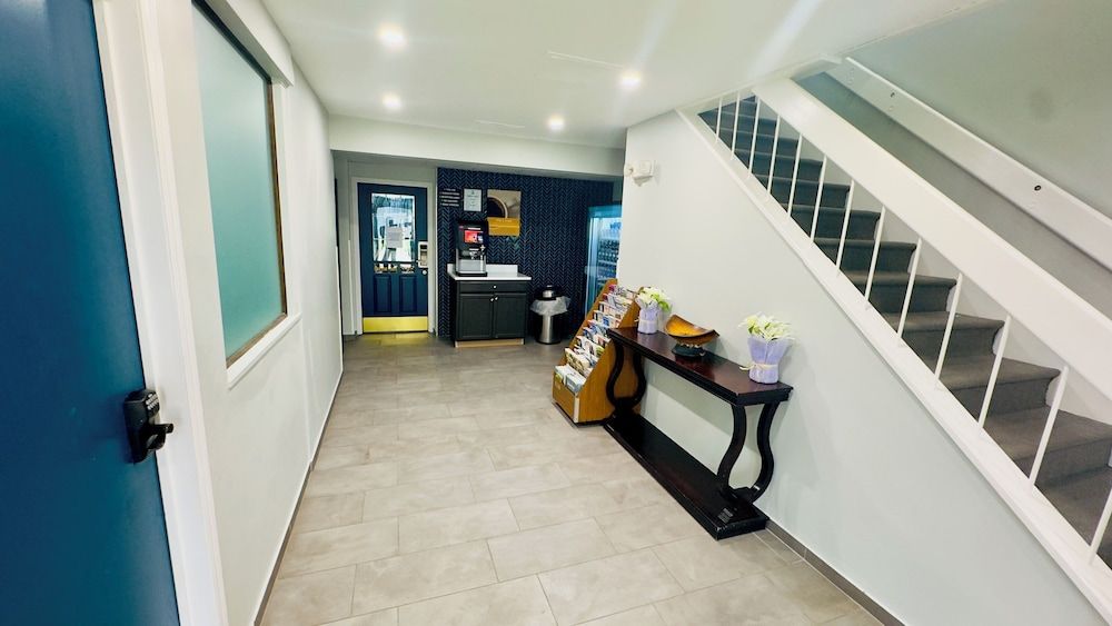 Motel 6 McGraw, NY - Cortland 2