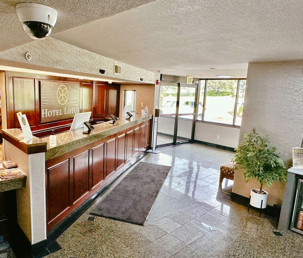 Hotel Lotus Kansas City Merriam 2