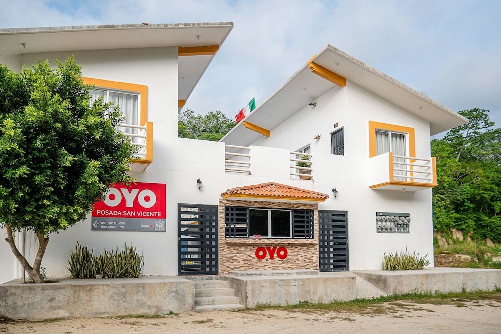 OYO Hotel Posada San Vicente, Huatulco 4 estrellas en Santa Maria Huatulco