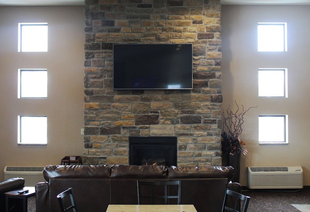 Cobblestone Inn & Suites - Denison - Oak Ridge 3