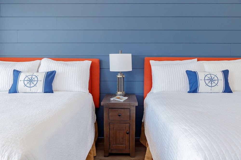 Flagship Inn and Suites 3