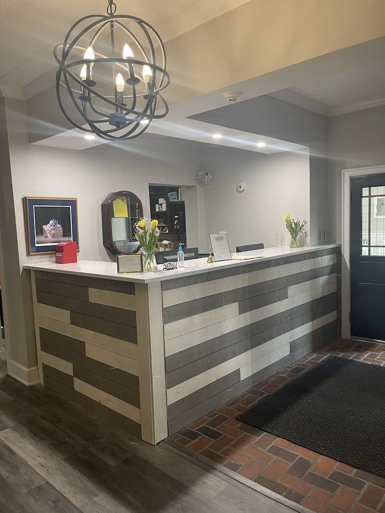 Brandywine River Hotel 3