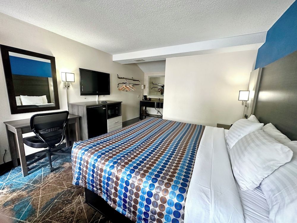 Red Carpet Inn Orchard Park - Buffalo, NY 2