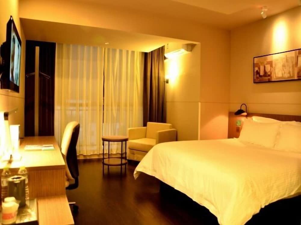 Jinjiang Inn Select Puer Zhenxng Street -1 étoiles à Simao