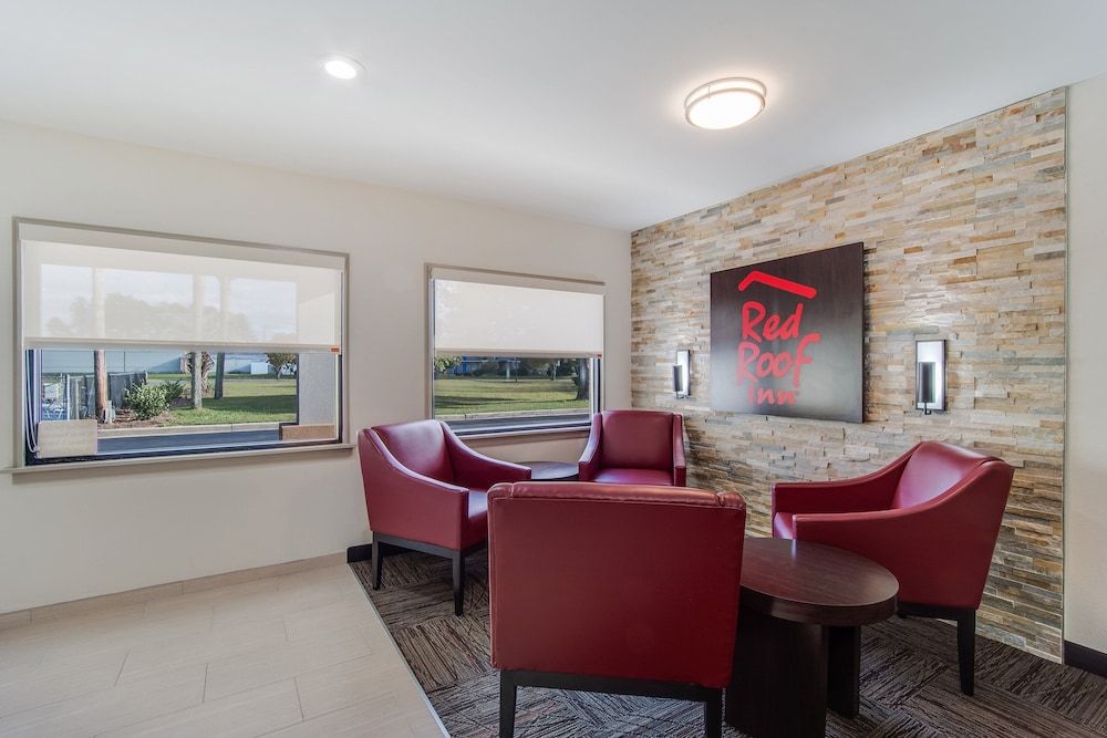 Red Roof Inn St George, SC 2