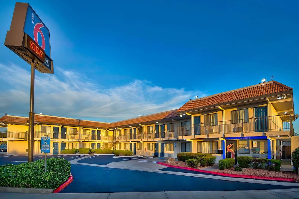 Motel 6 Vallejo, CA - Six Flags West 2 estrelas em Vallejo