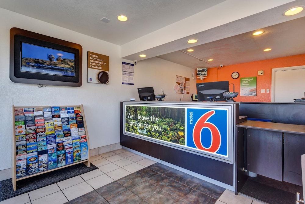 Motel 6 Vallejo, CA - Six Flags West 2
