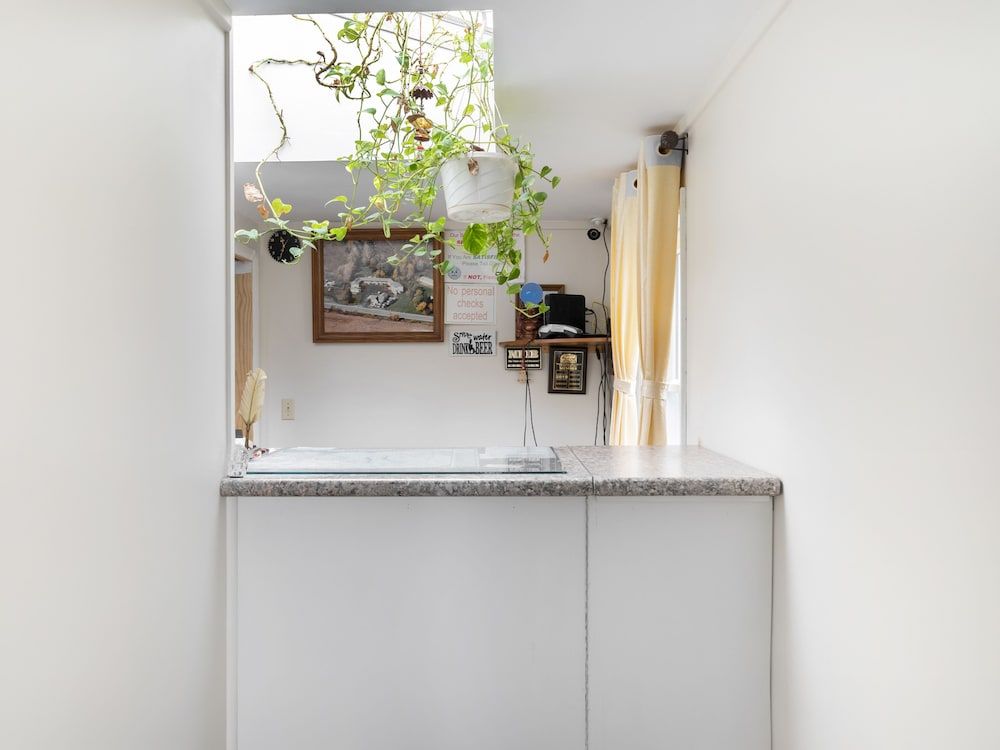 OYO Hotel Starlite Seneca Falls 3