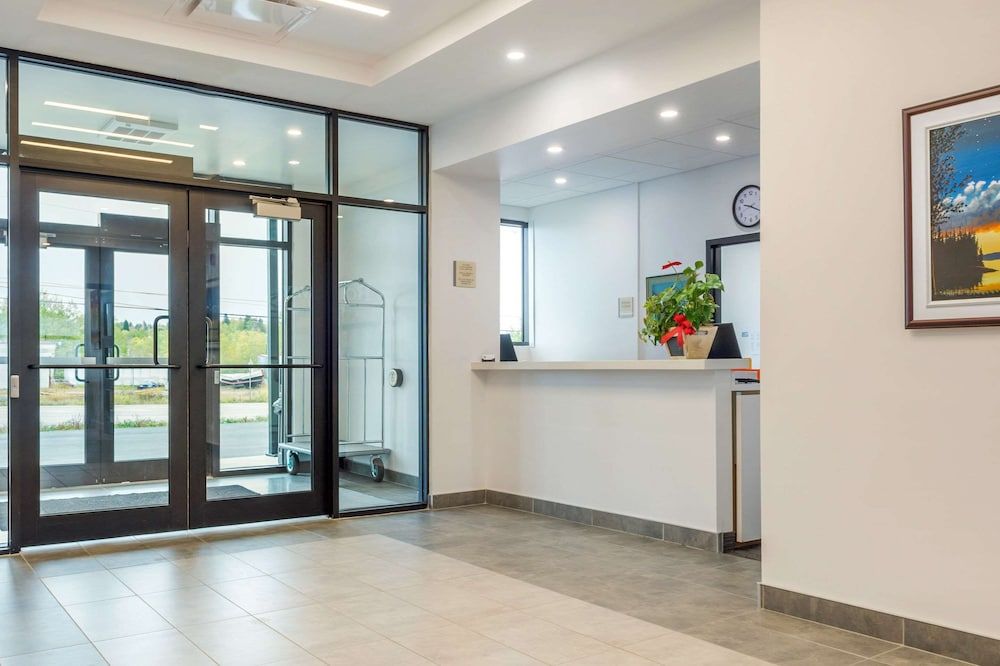 Rodeway Inn Amos Pikogan 2