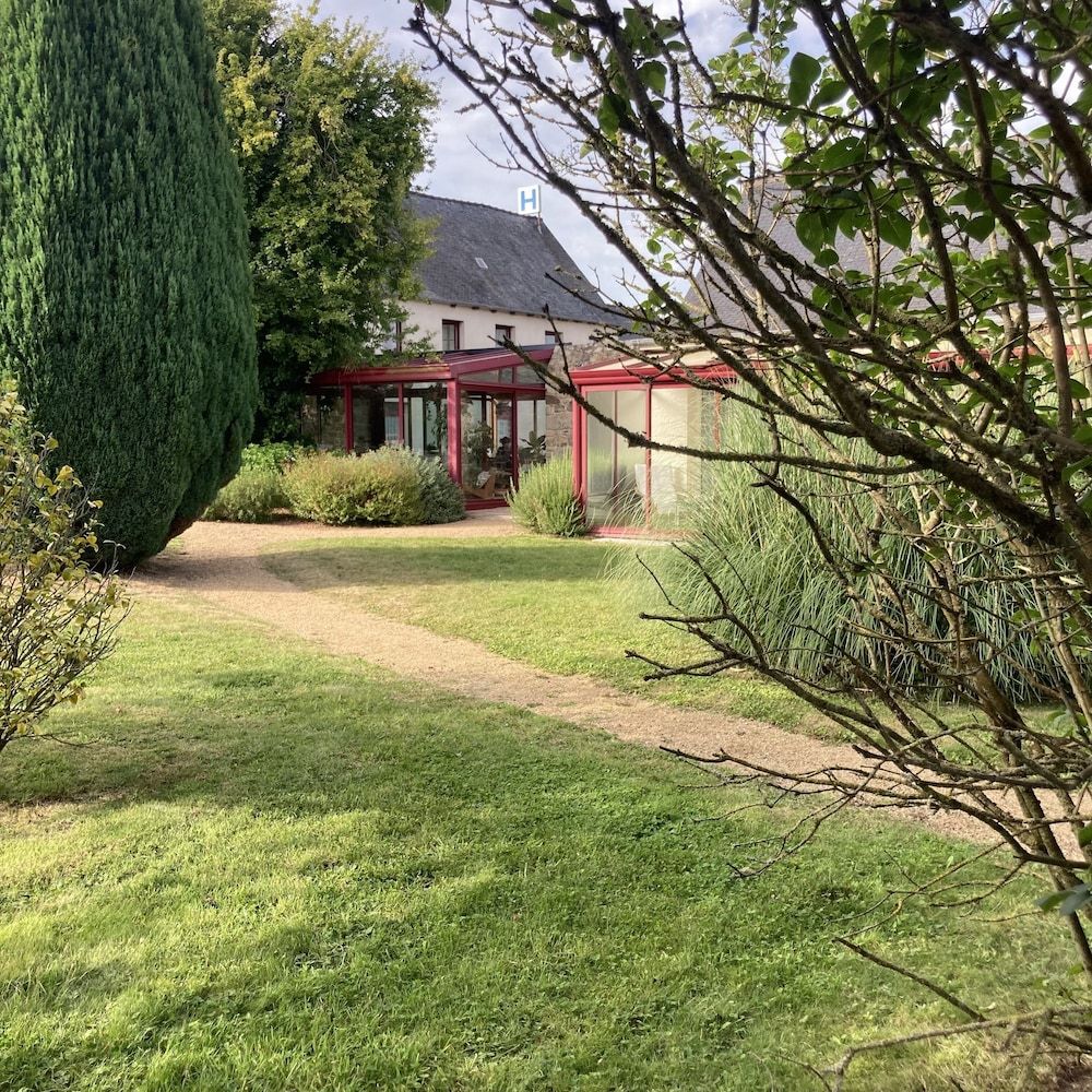 Hôtel Les Voisins Beaucemaine 2 estrelas em Ploufragan