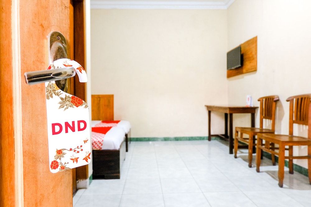 OYO 2643 Hotel Graha Prima 2