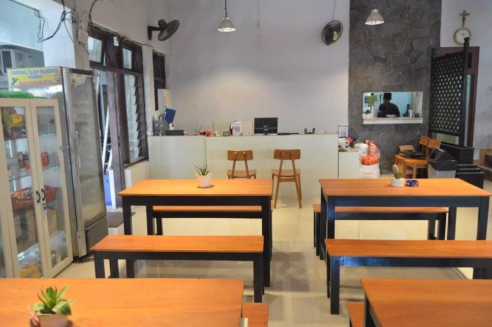 2240 Simpang Tujuh Residence 3