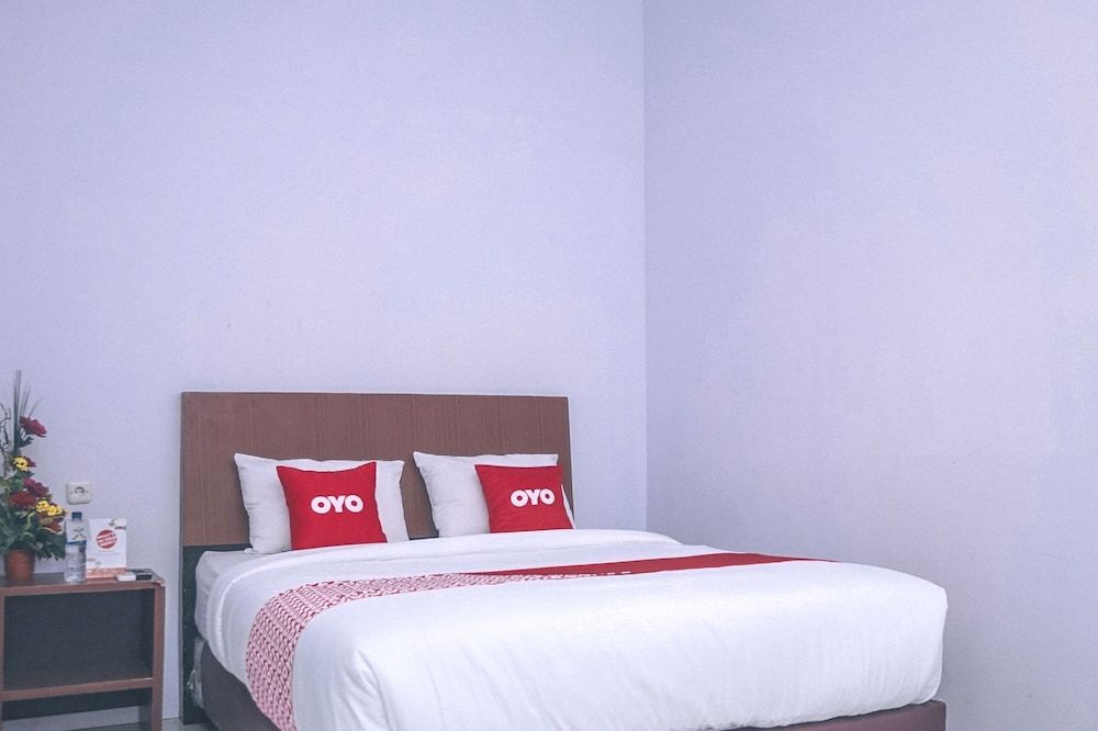 OYO 2044 Star Hill Inn 2 estrelas em Tebingtinggi
