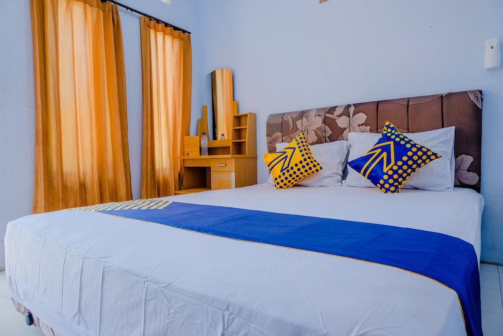 Spot On 1958 Asembagus Family 2 estrellas en Situbondo