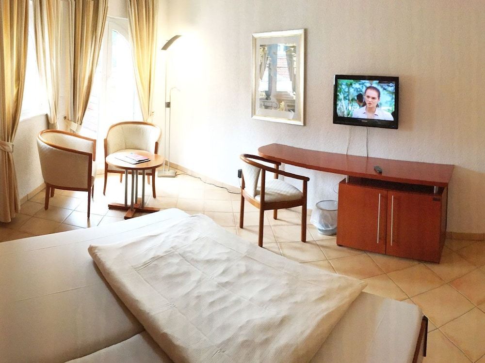 Hostellerie Bacher GmbH 2