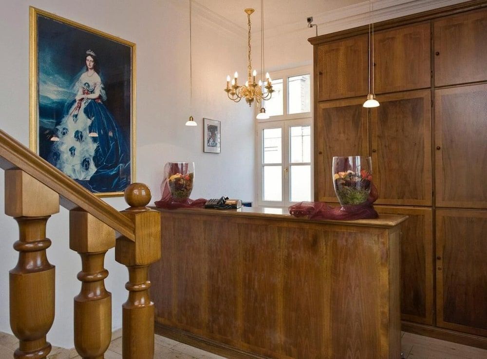 Hotel KÔøΩnigin Olga 2