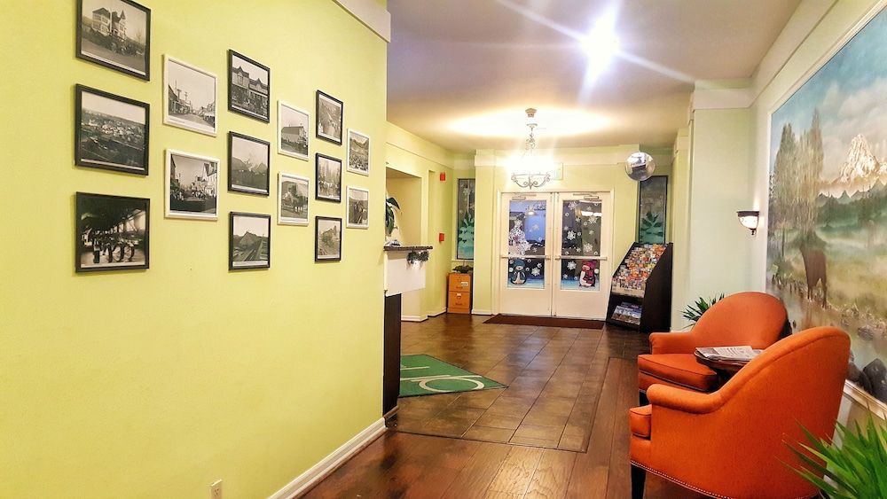 GuestHouse Enumclaw 2