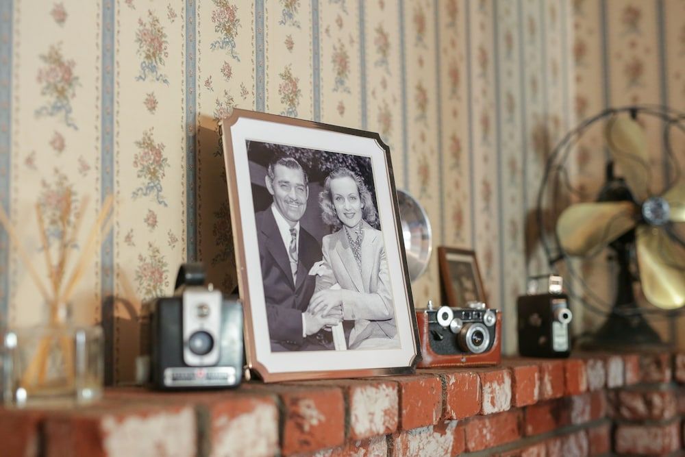 Gold Mountain Manor Bed and Breakfast 3