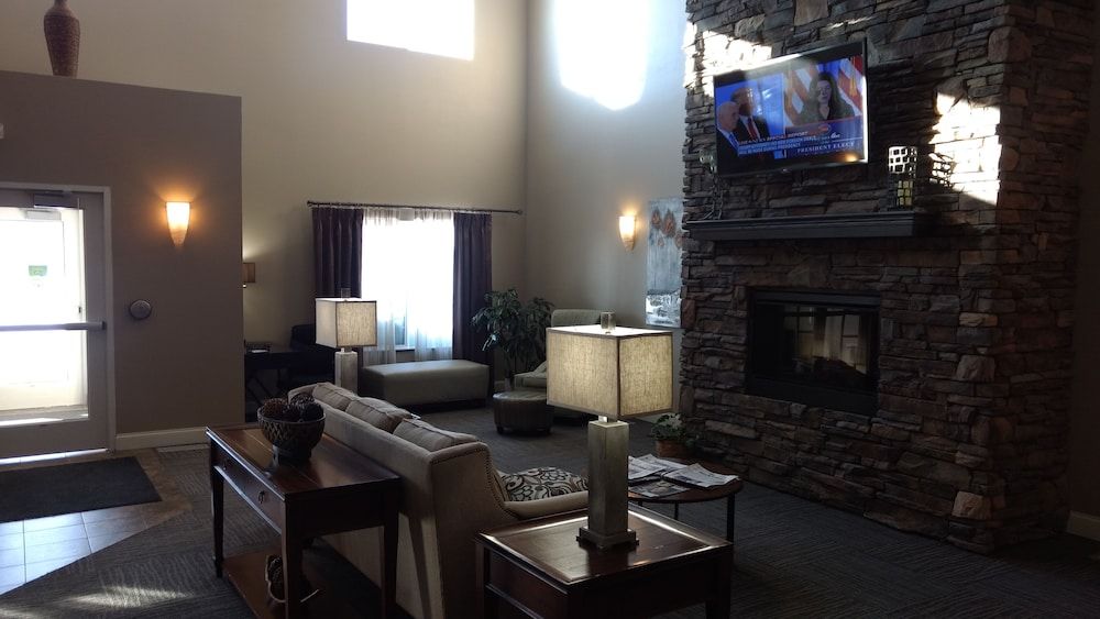 Grandstay Hotel Suites Thief River Falls 2