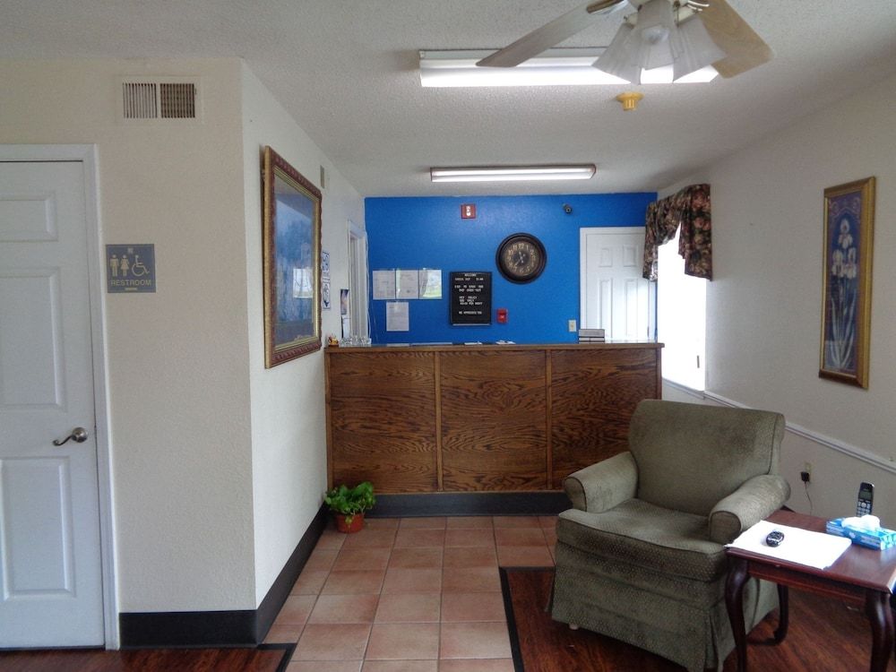 Rodeway Inn Bolivar 2