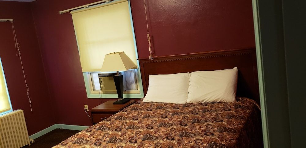 Windmill Inn Lynden 3