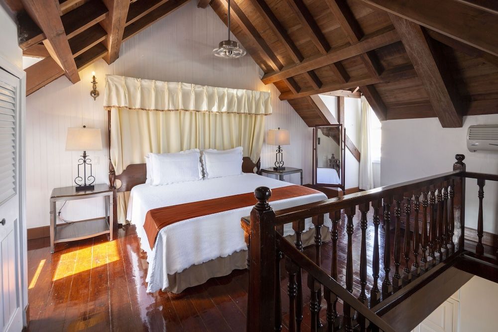 Copper and Lumber Store Hotel 3